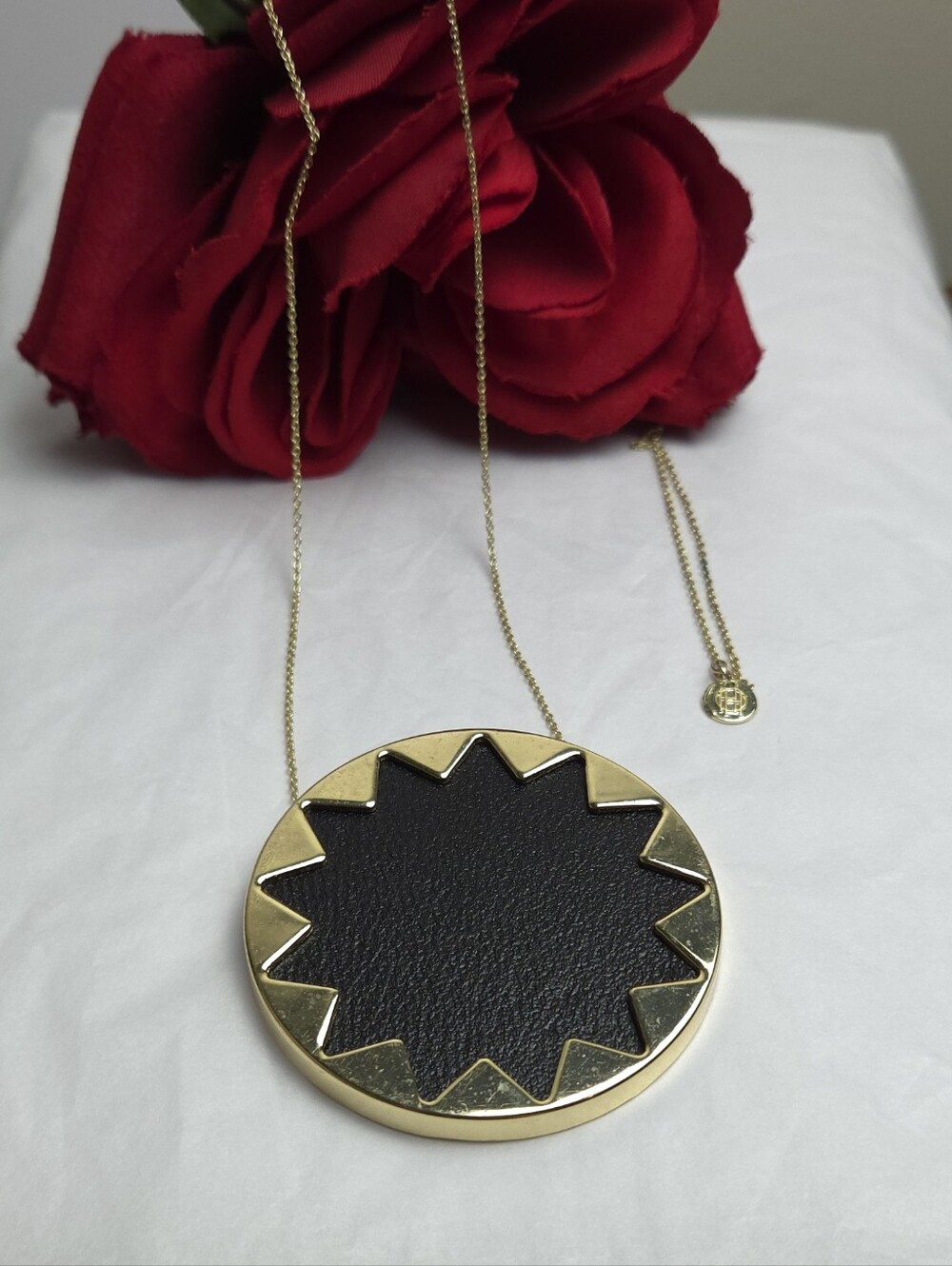 Vintage House of Harlow 1960 Leather Detail Sunburst Pendant Necklace 30" long